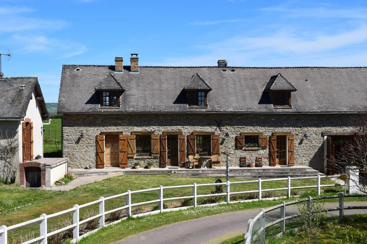 Le Chene D'Or Bed & Breakfast Marcheseuil Екстериор снимка