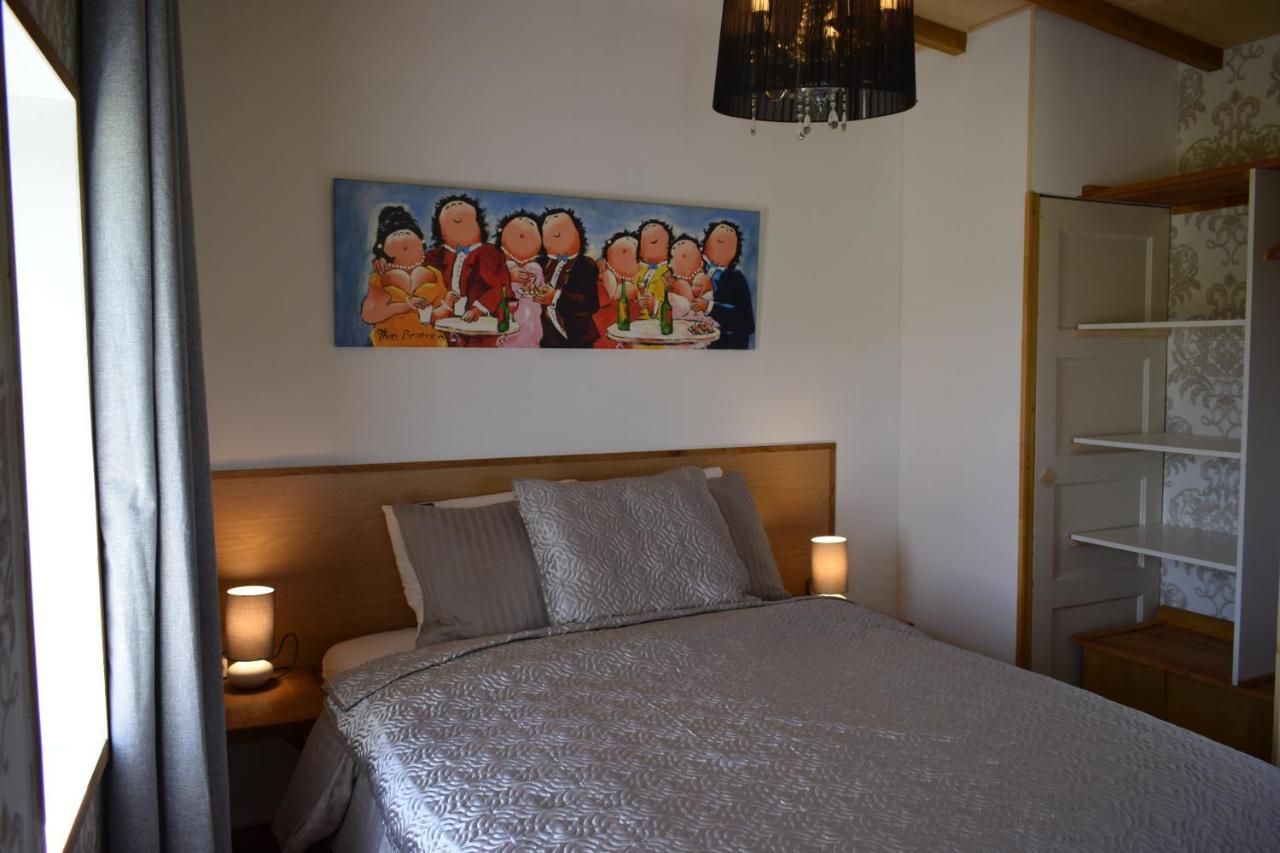 Le Chene D'Or Bed & Breakfast Marcheseuil Екстериор снимка