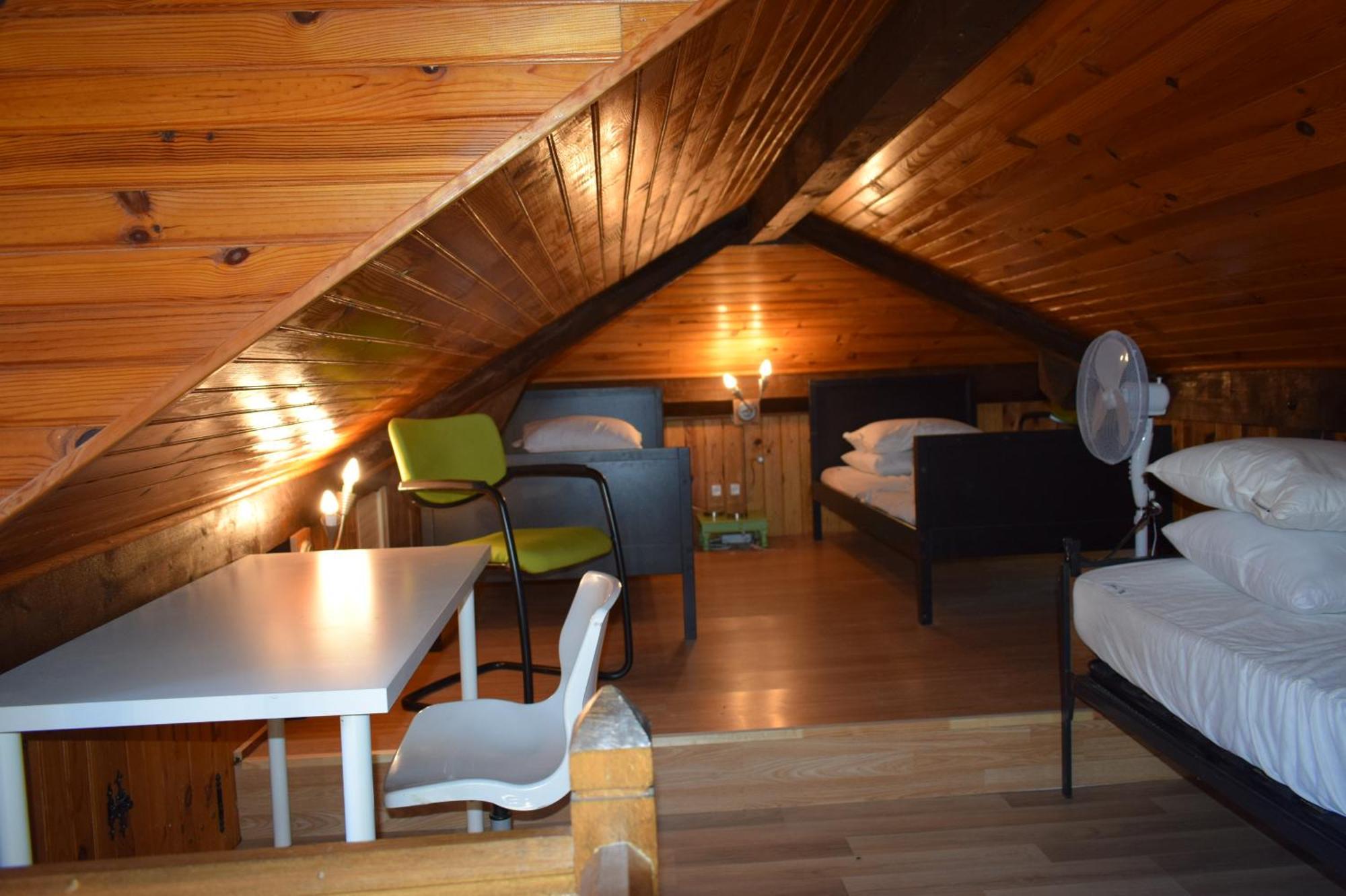 Le Chene D'Or Bed & Breakfast Marcheseuil Екстериор снимка