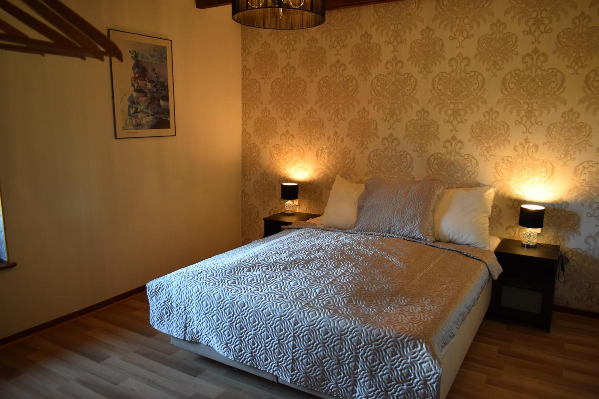 Le Chene D'Or Bed & Breakfast Marcheseuil Екстериор снимка